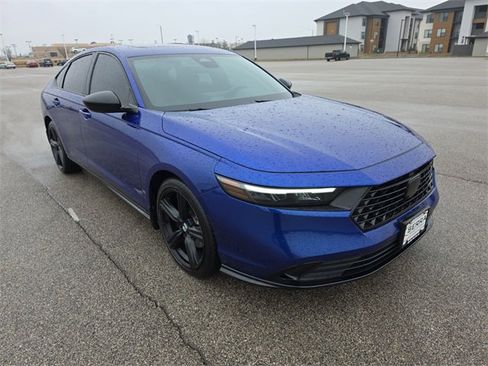 Used 2024 Honda Accord Sport image 15