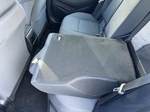 Used 2021 Toyota Corolla LE w/ Carpet Mat Package (TMS) image 19