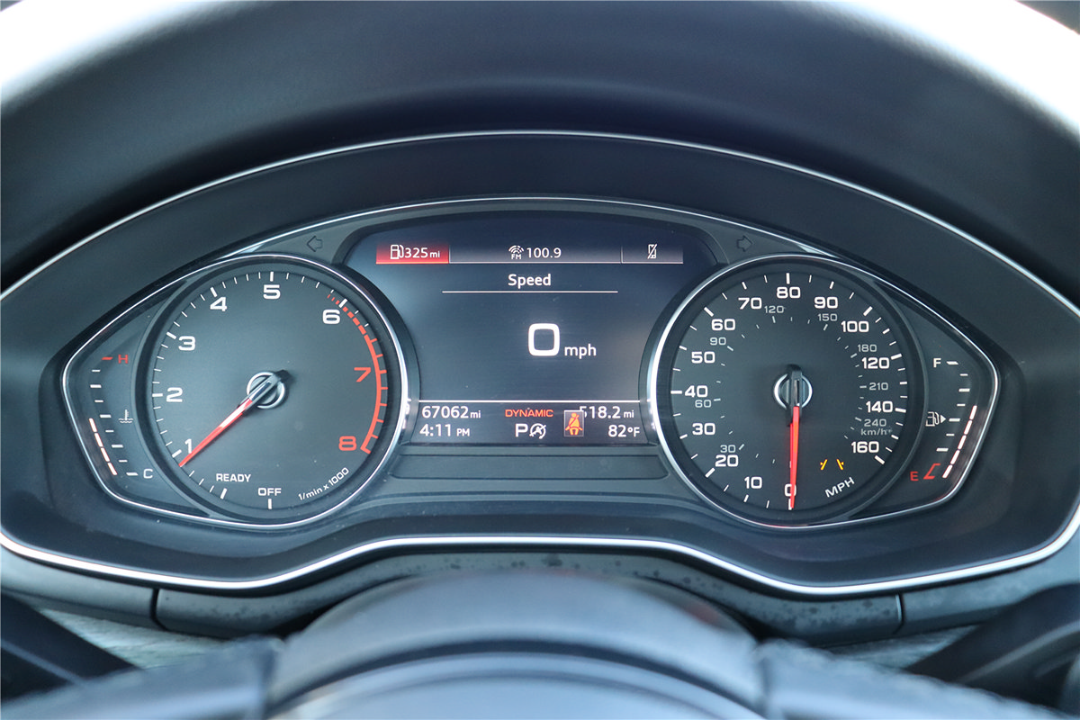 Used 2021 Audi A4 2.0T Premium w/ Convenience Package AWD/4WD image 29