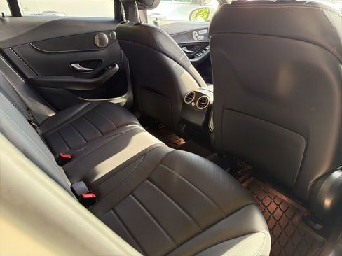 Used 2021 Mercedes-Benz GLC 300 4MATIC image 6