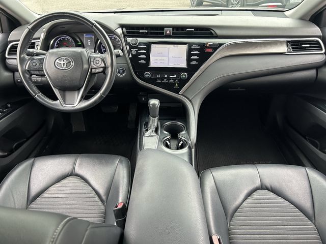 Used 2018 Toyota Camry SE w/ Convenience Package FWD image 15