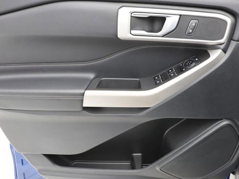 Used 2023 Ford Explorer XLT w/ Equipment Group 202A image 14