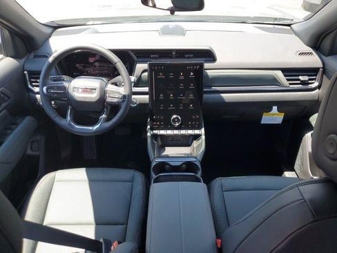 New 2027 GMC Terrain AT4 AWD/4WD image 18
