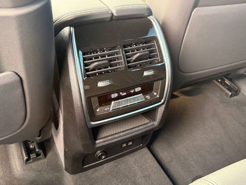 Used 2026 BMW X5 xDrive40i w/ Climate Comfort Package image 23