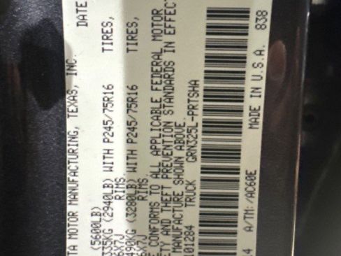 Used 2021 Toyota Tacoma SR5 RWD image 3