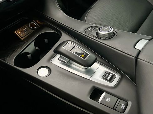 Used 2024 INFINITI QX50 Luxe FWD image 17