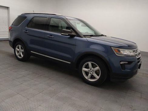 Used 2019 Ford Explorer XLT w/ Equipment Group 202A FWD image 11