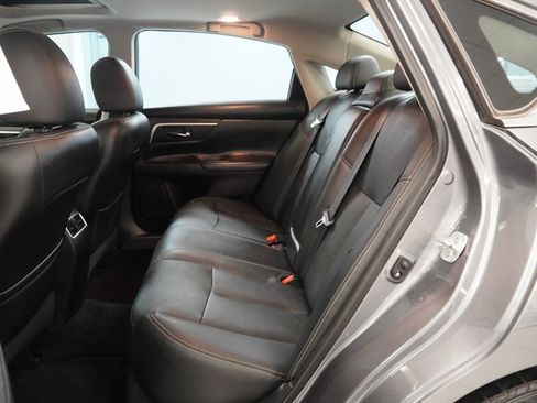 Used 2016 Nissan Altima 2.5 SL w/ 2.5 Technology w/LED Package image 26