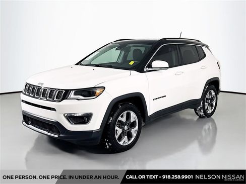 Used 2017 Jeep Compass Limited image 1