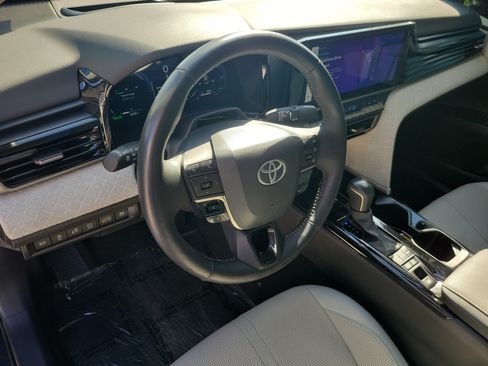 Certified 2025 Toyota Camry XLE w/ Premium Plus Package FWD image 25