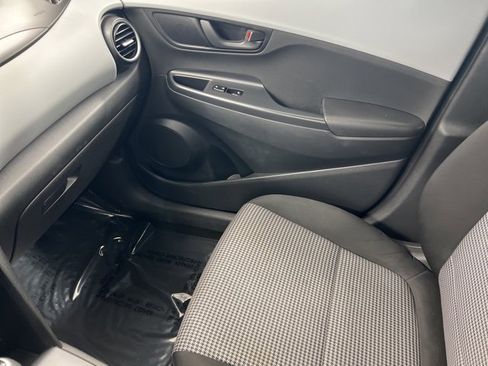 Used 2019 Hyundai Kona SE image 20