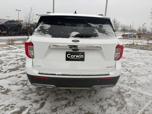 Used 2024 Ford Explorer XLT w/ Equipment Group 202A image 7