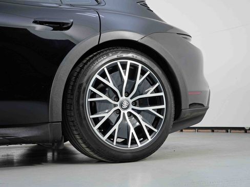 Used 2023 Porsche Taycan 4 Cross Turismo w/ Premium Package image 55