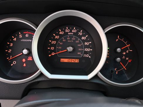 Used 2008 Toyota 4Runner SR5 RWD image 28