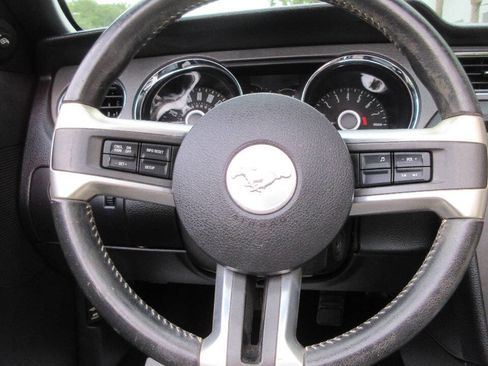 Used 2014 Ford Mustang Convertible RWD image 25