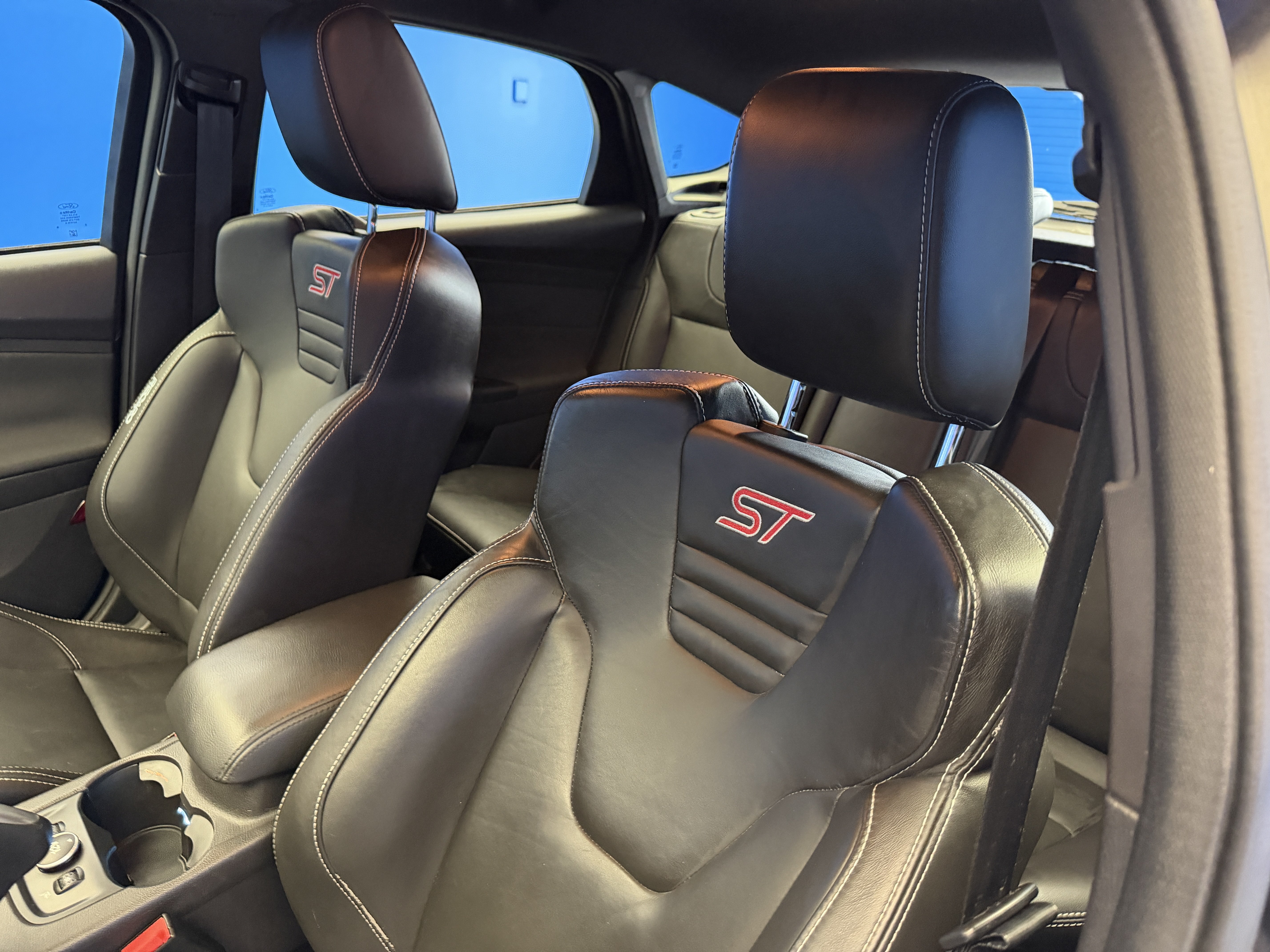 Used 2014 Ford Focus ST w/ Equipment Group 202A FWD image 12