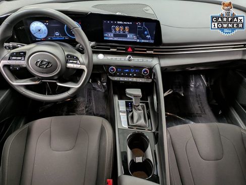 Used 2023 Hyundai Elantra SEL w/ Convenience Package image 24