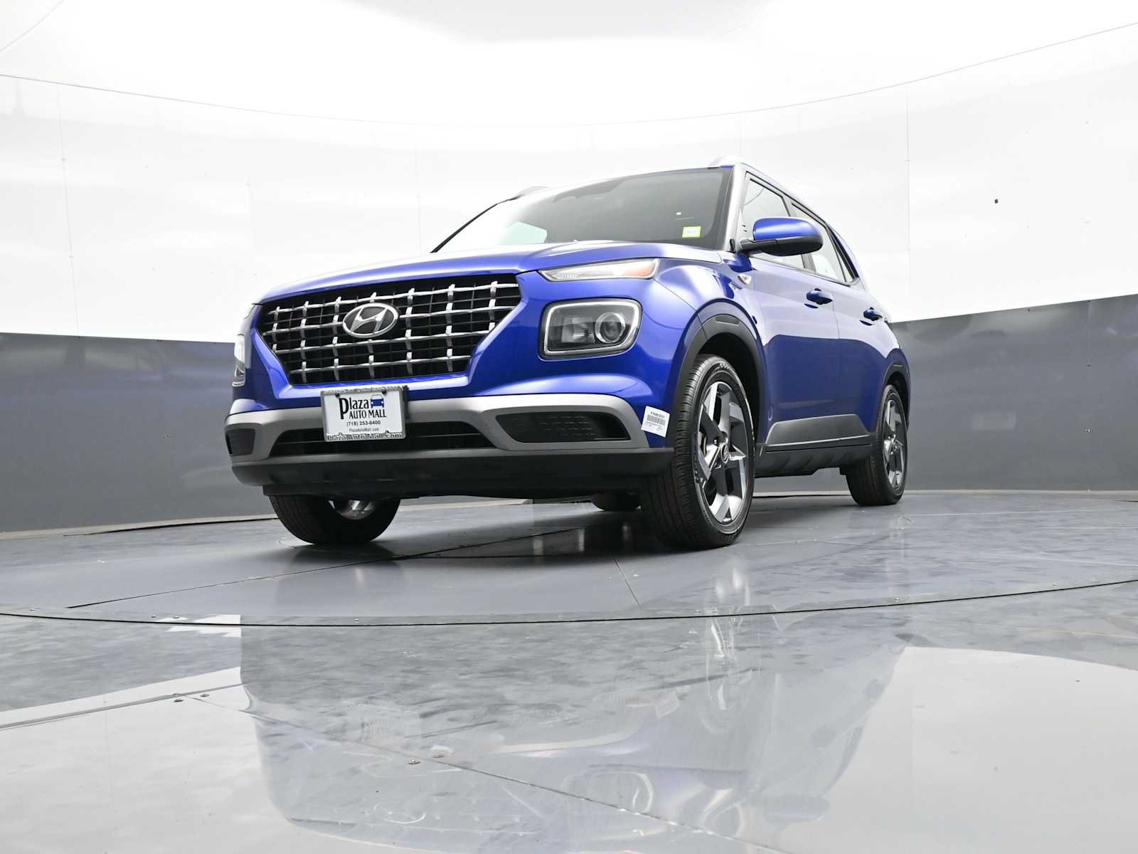 Certified 2023 Hyundai Venue SEL w/ Cargo Package FWD image 24