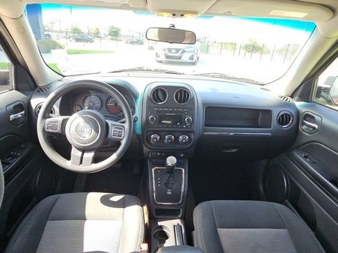 Used 2015 Jeep Patriot Sport w/ Power Value Group FWD image 25