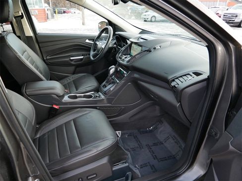 Used 2016 Ford Escape Titanium image 8
