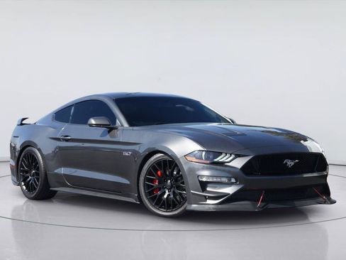 Used 2018 Ford Mustang GT w/ GT Performance Package RWD image 2