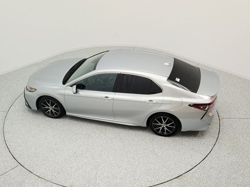 Used 2021 Toyota Camry SE FWD image 28