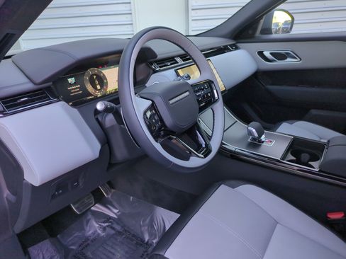 Used 2026 Land Rover Range Rover Velar Dynamic SE image 14