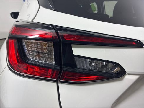 Used 2025 Subaru Crosstrek 2.5i Limited w/ Crosstrek Mirror Package AWD/4WD image 8