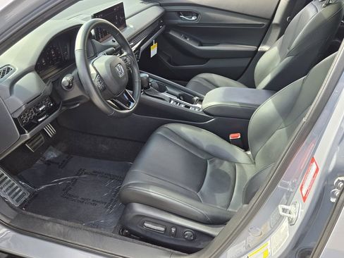 Used 2023 Honda Accord Sport image 10