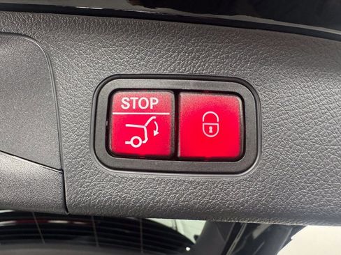 Certified 2026 Mercedes-Benz GLA 250 4MATIC image 28