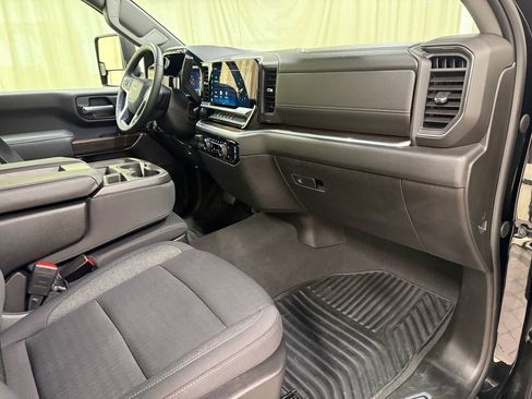 Certified 2024 Chevrolet Silverado 2500 LT w/ Convenience Package AWD/4WD image 19