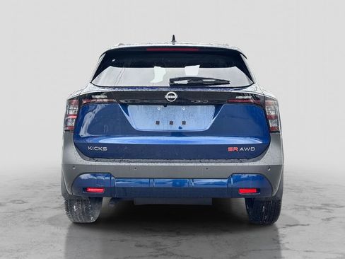 New 2026 Nissan Kicks SR w/ SR Premium Package image 3