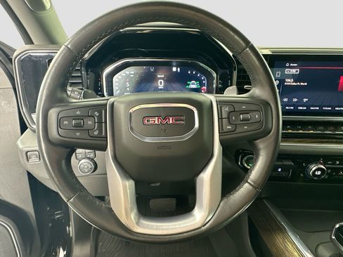 Used 2022 GMC Sierra 1500 Elevation w/ Elevation Premium Package image 14