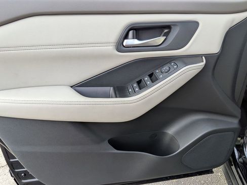 New 2026 Nissan Rogue SV image 12