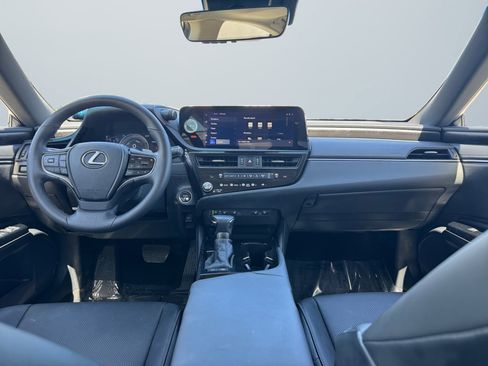 Used 2024 Lexus ES 300h w/ Premium Package FWD image 10