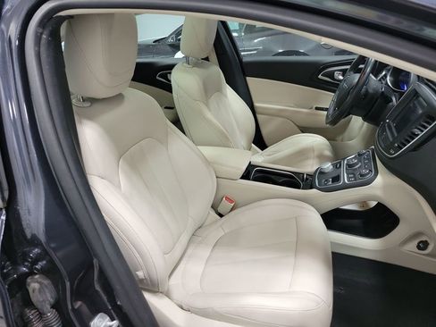Used 2016 Chrysler 200 C w/ Premium Lighting Group image 15