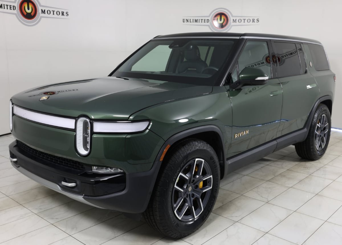 Used 2022 Rivian R1S Launch Edition Quad AWD/4WD image 5