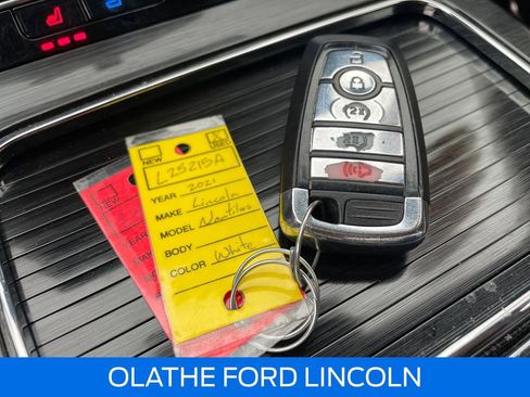 Used 2021 Lincoln Nautilus Reserve w/ Equipment Group 201A image 26