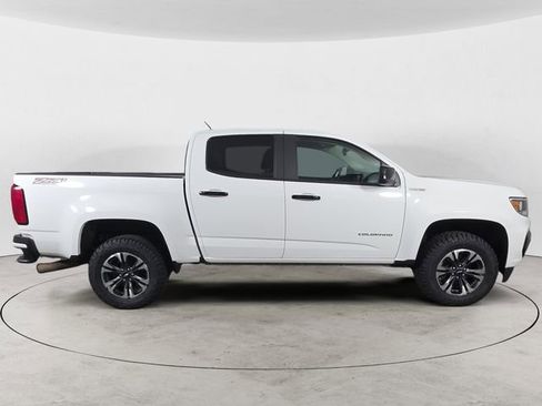 Used 2021 Chevrolet Colorado Z71 w/ Safety Package AWD/4WD image 6