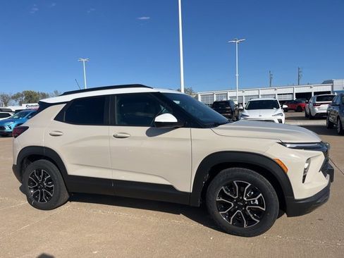 New 2026 Chevrolet TrailBlazer ACTIV w/ Convenience Package image 2