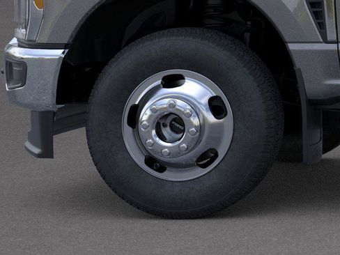 New 2026 Ford F350 XLT image 19