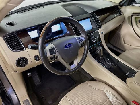 Used 2014 Ford Taurus Limited w/ Equipment Group 301A image 2