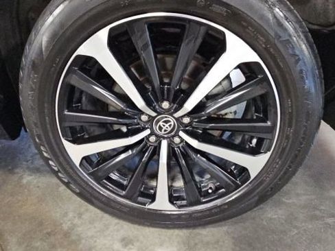 Used 2022 Toyota Highlander XSE image 45