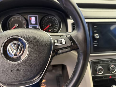 Used 2018 Volkswagen Atlas SE AWD/4WD image 16