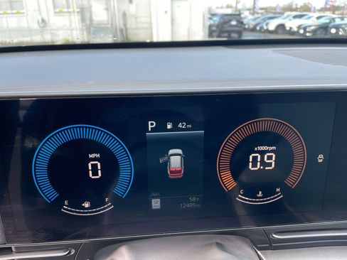 Used 2025 Hyundai Kona SEL image 40