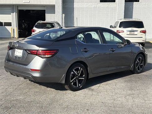 Certified 2025 Nissan Sentra SV image 25