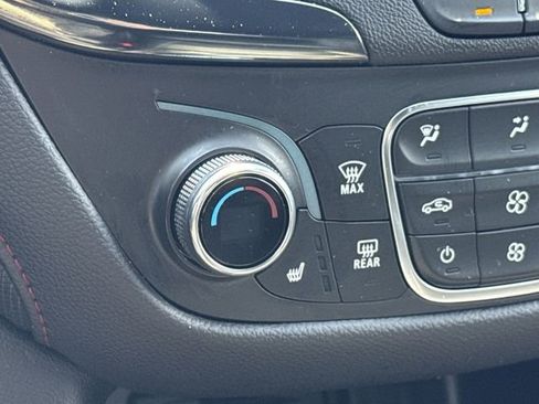 Used 2024 Chevrolet Equinox RS w/ RS Leather Package FWD image 21