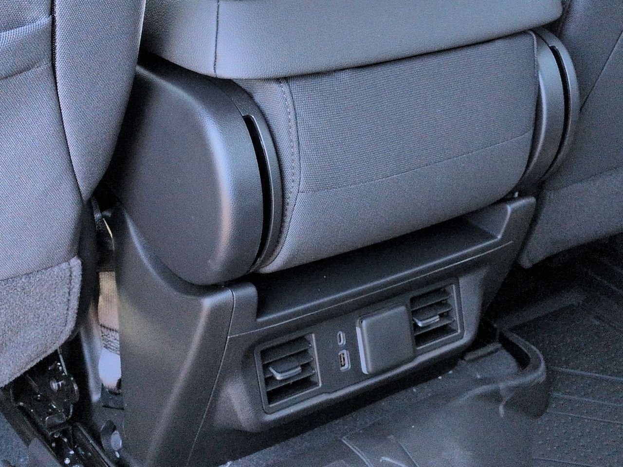 New 2026 Chevrolet Silverado 1500 RST w/ LPO, Dark Essentials Package AWD/4WD image 22