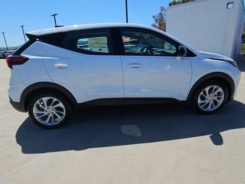 New 2027 Chevrolet Bolt LT FWD image 9