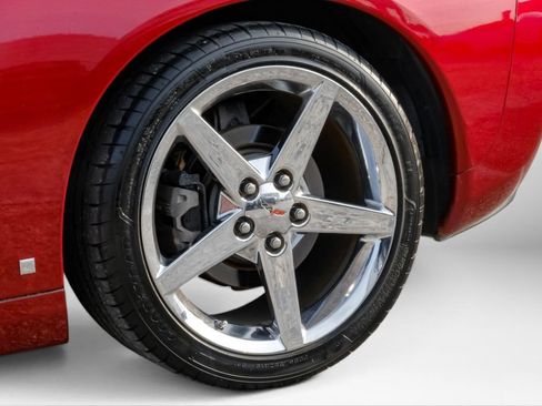 Used 2007 Chevrolet Corvette Convertible w/ Preferred Equipment Group RWD image 50
